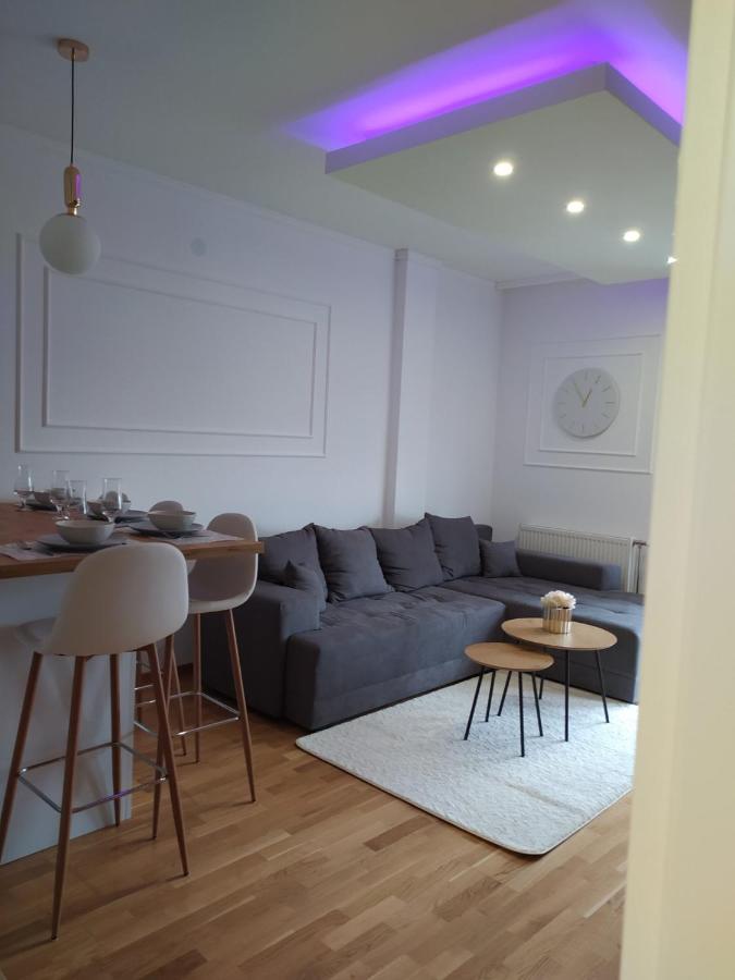 Apartman Milla lux Novi Sad Esterno foto